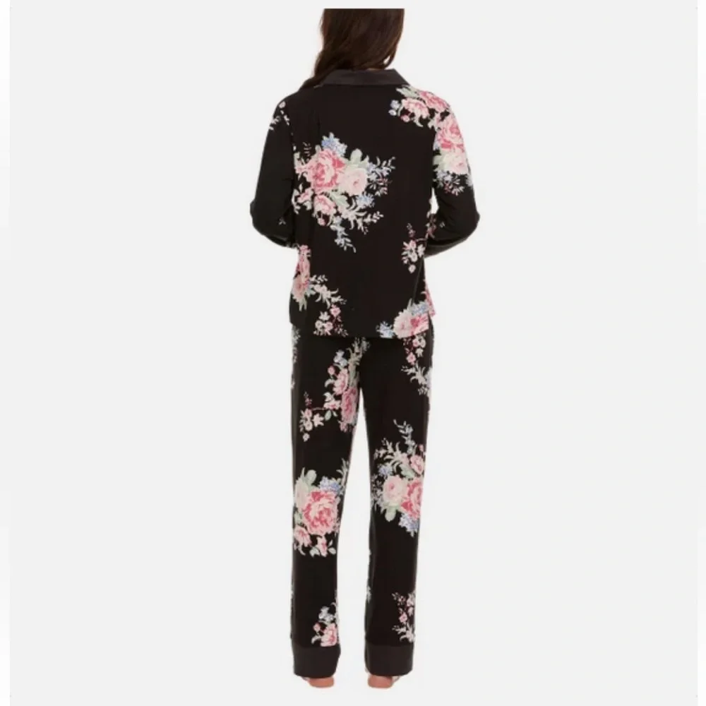 New 2 piece Flora Nikrooz Satin Trim Notch‎ Collar PJ Set, Black floral butter